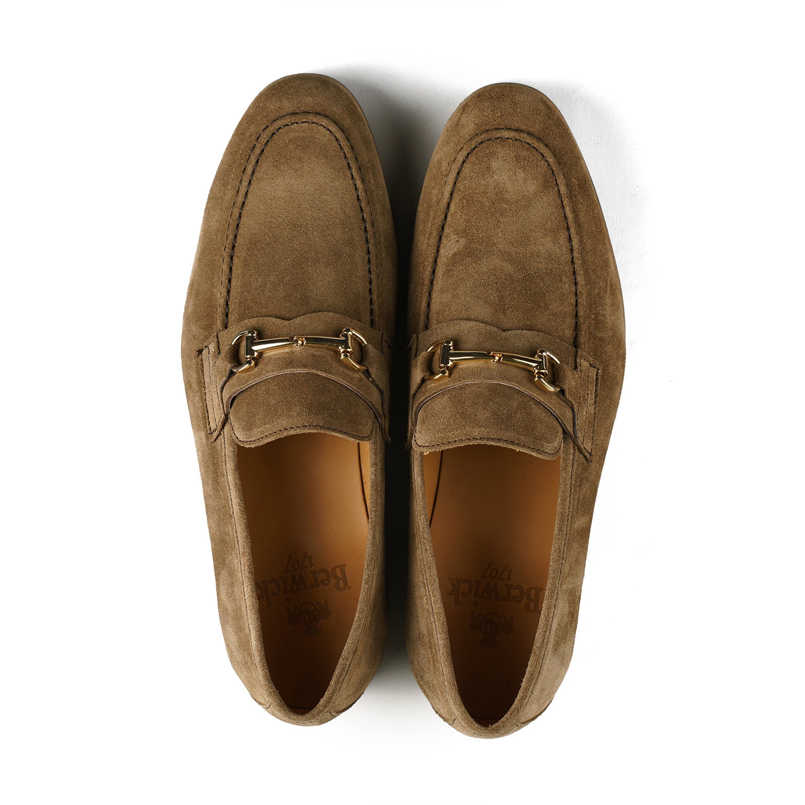 Trendora™ - Medium brown suede loafers