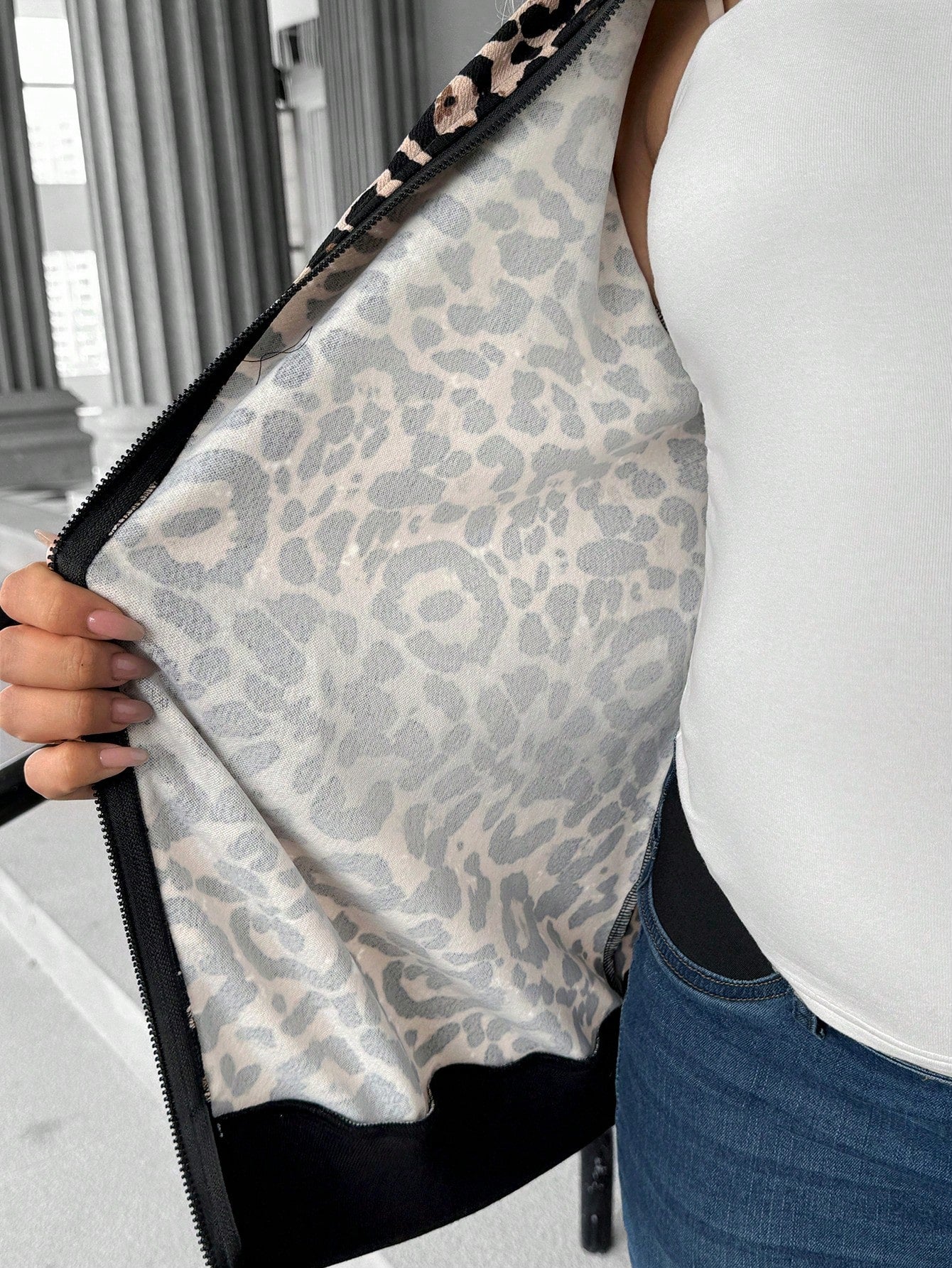 Catherine™ - Pregnant leopard jacket