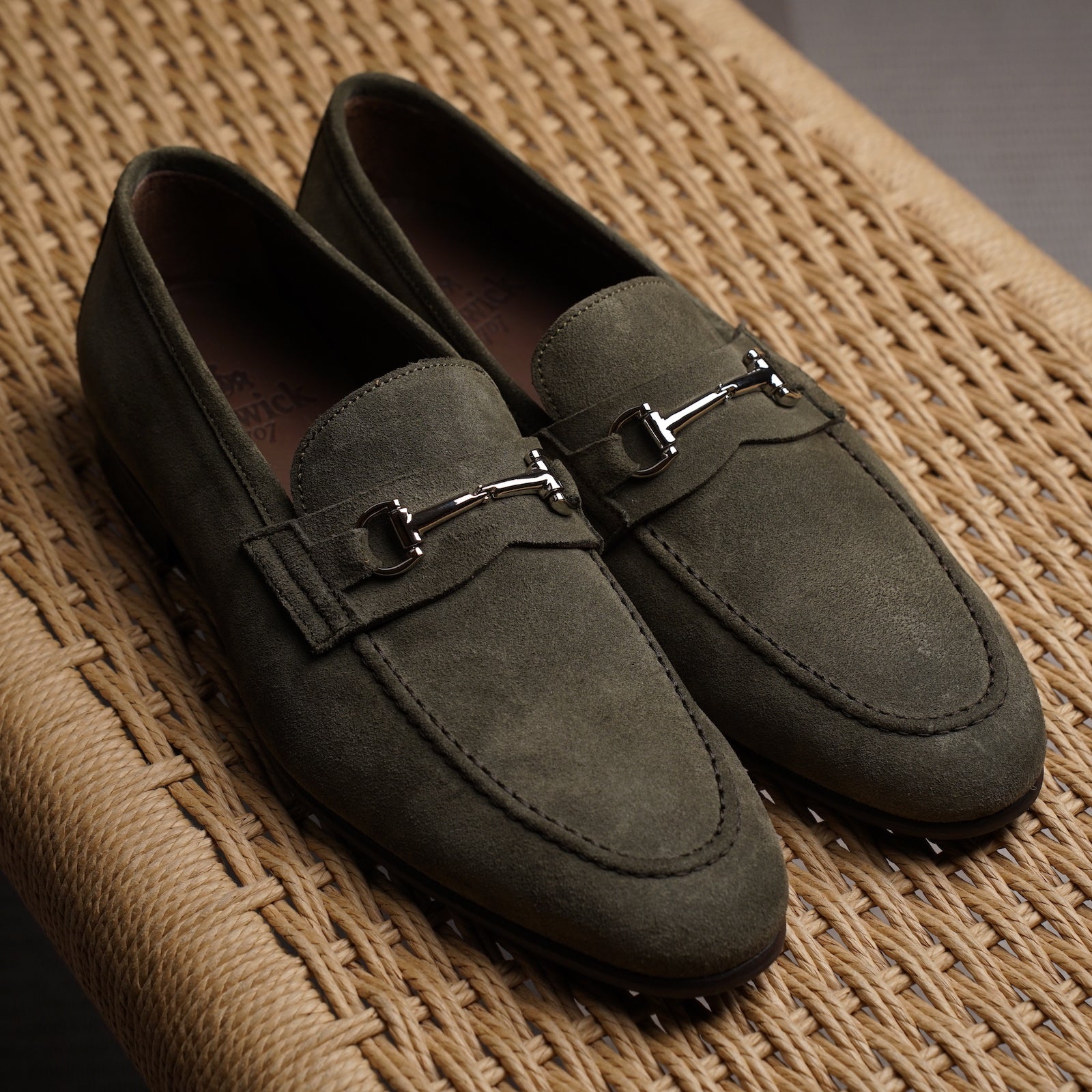 Trendora™ - Olive suede loafers