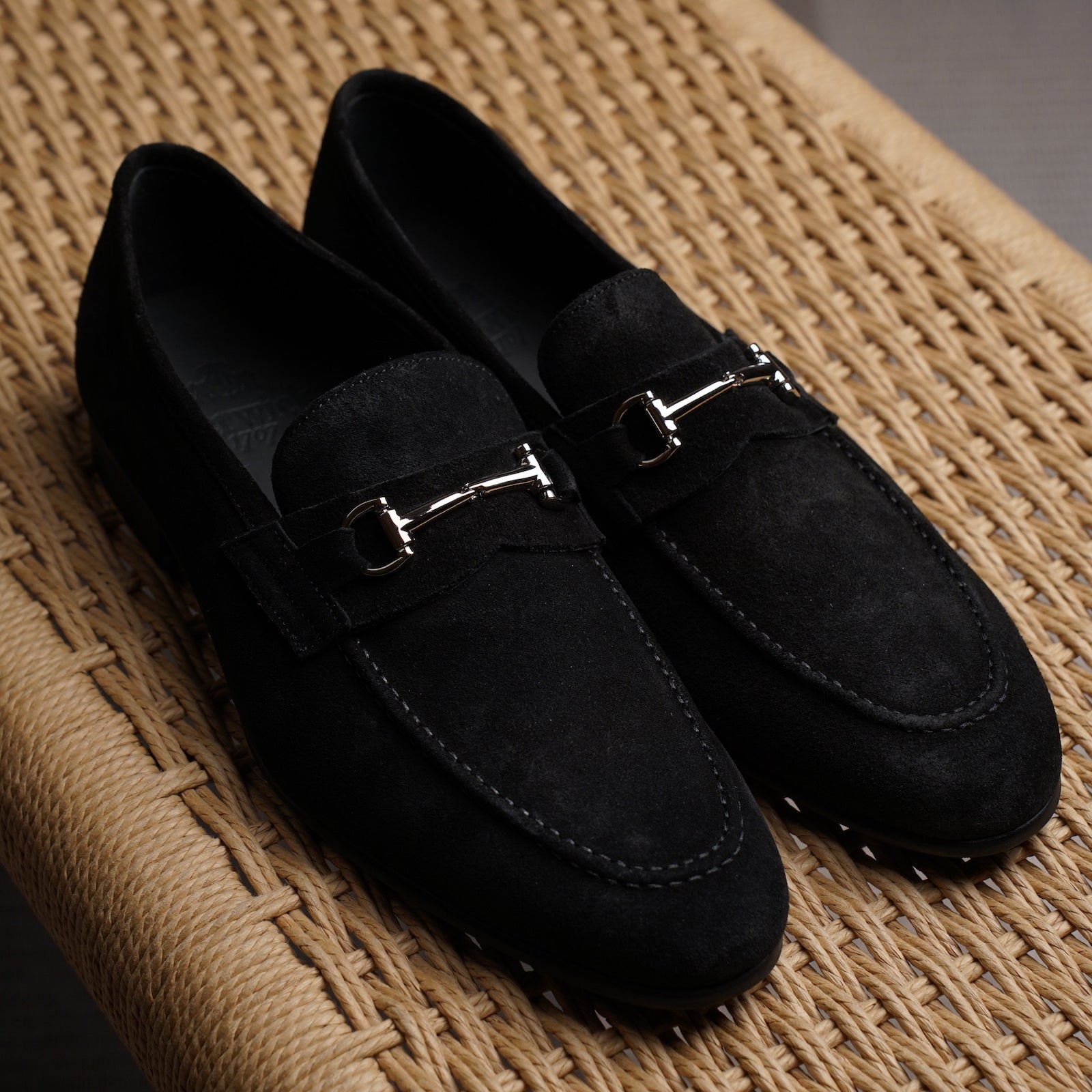 Trendora™ - Black suede loafers