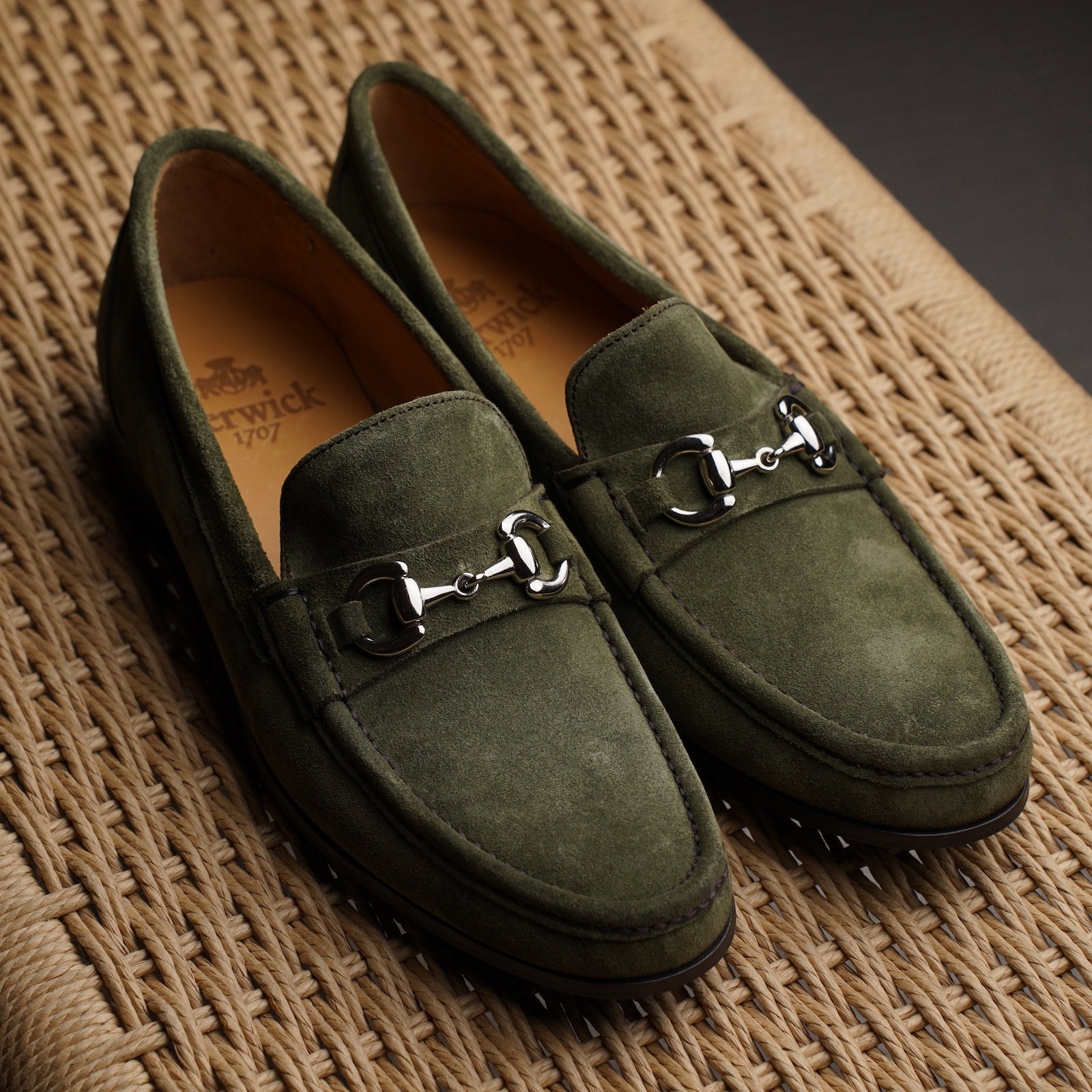 Trendora™ - Green suede loafers