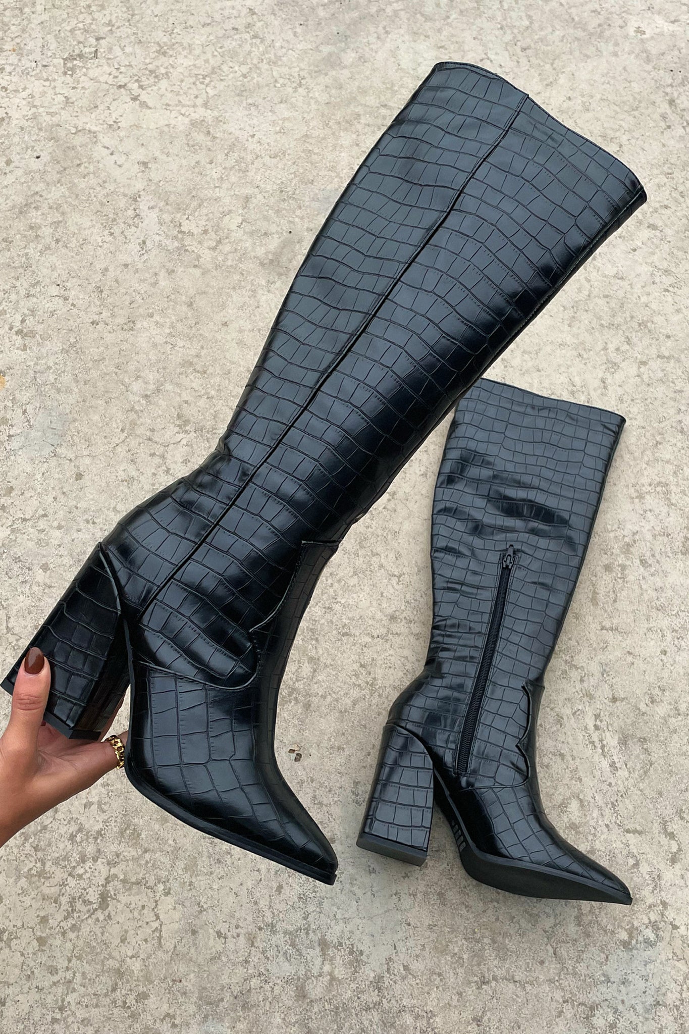 Trendora™ - Black croc knee high boots